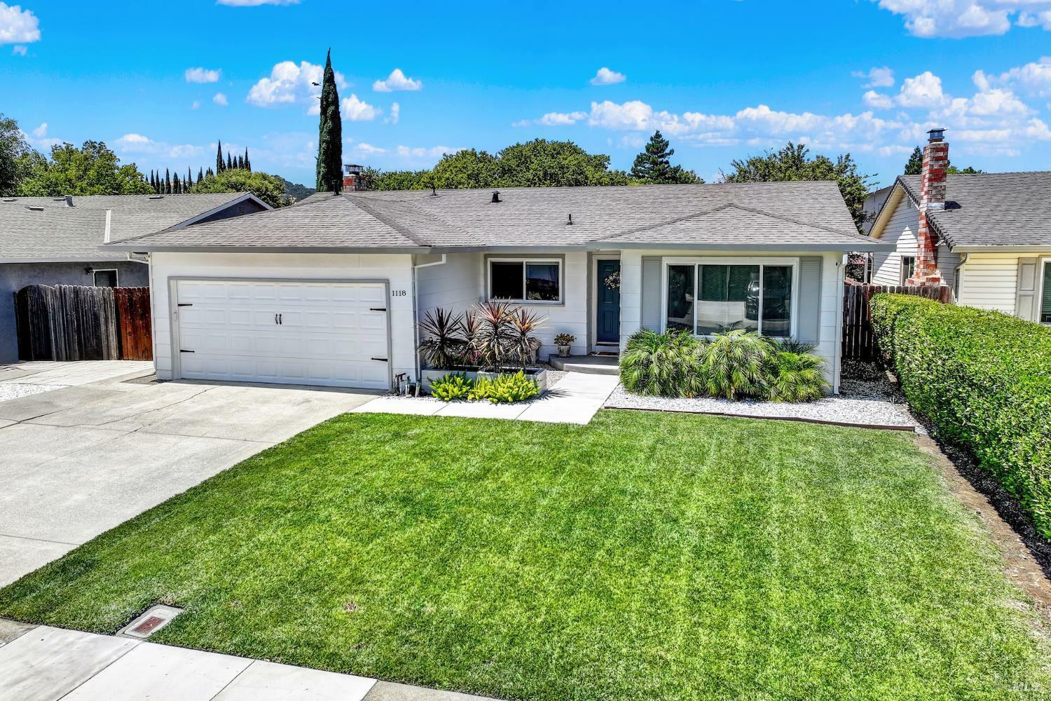 Property Photo:  1118 Tulare Drive  CA 95687 