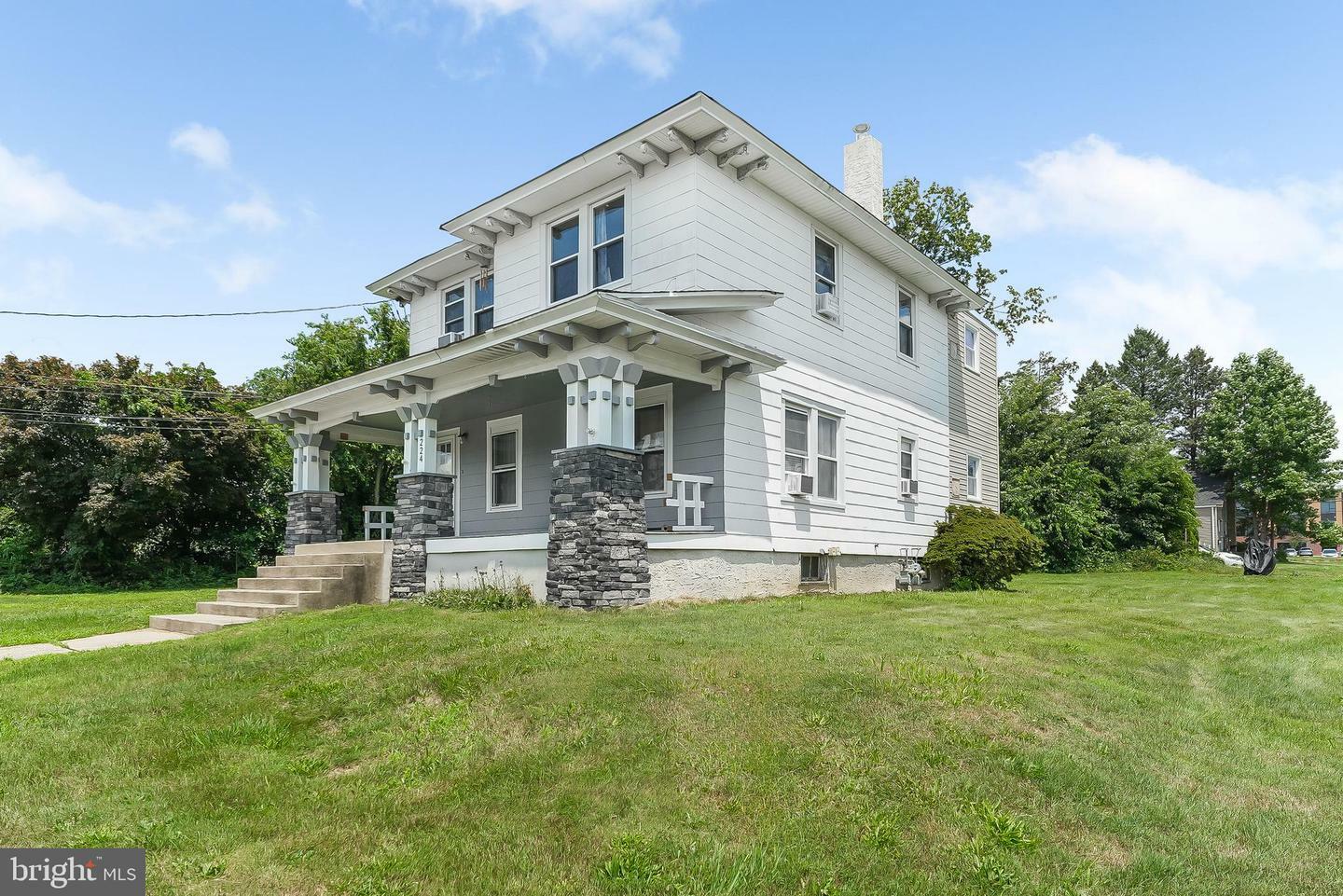 Property Photo: 224 Oakdale Avenue PA 19044