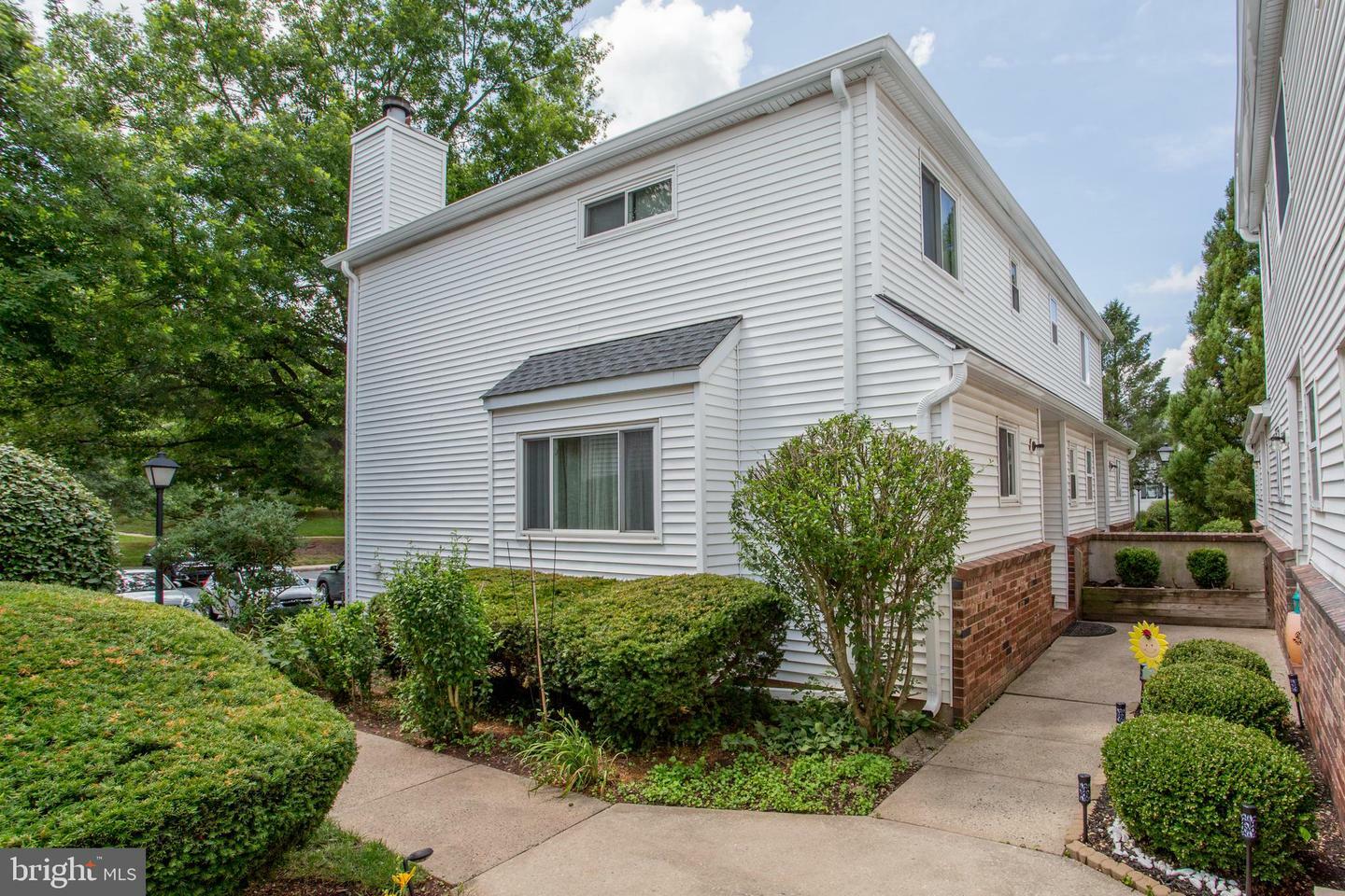 1202 Southard Court  Flemington NJ 08822 photo