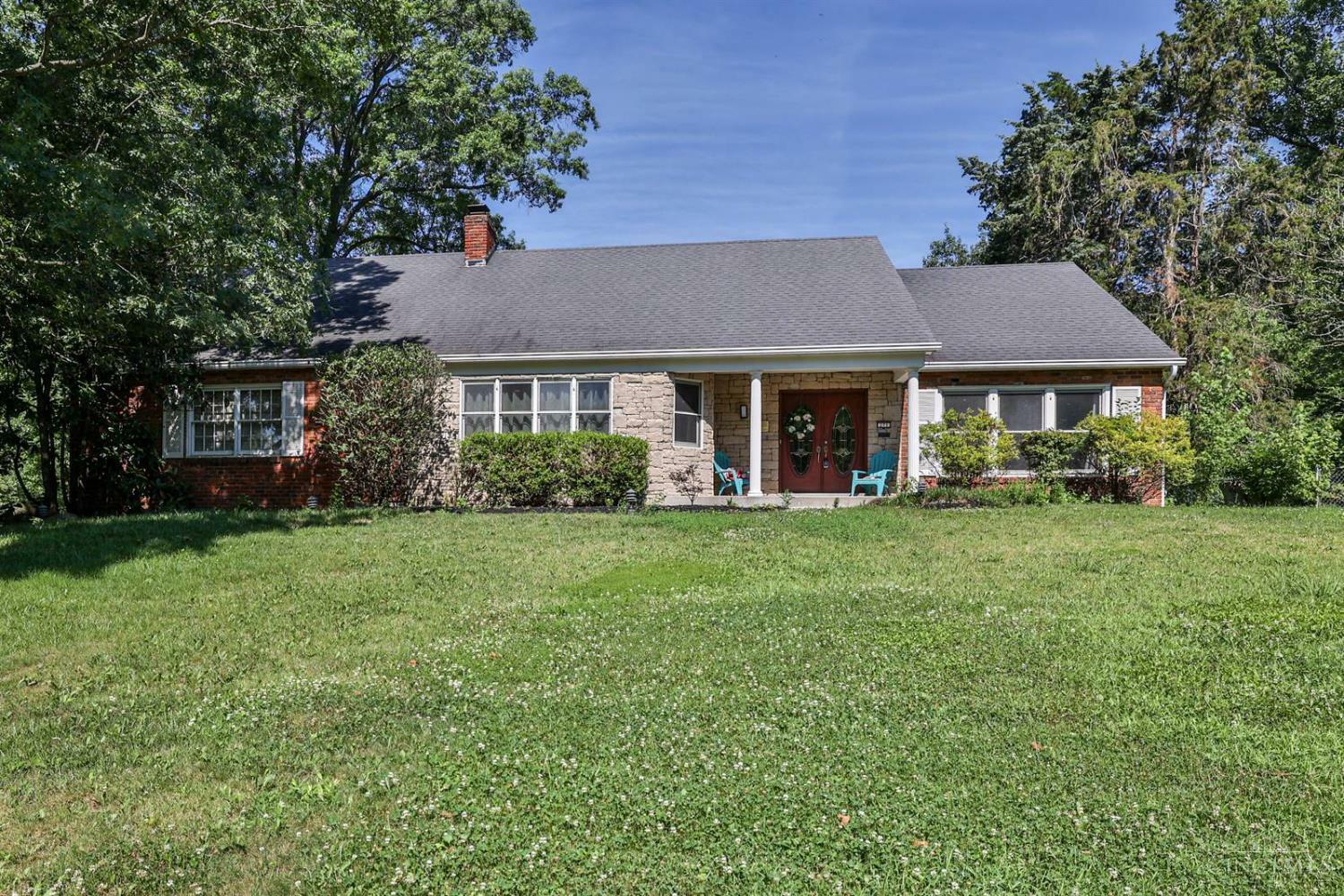 Property Photo: 271 Poage Farm Road OH 45215