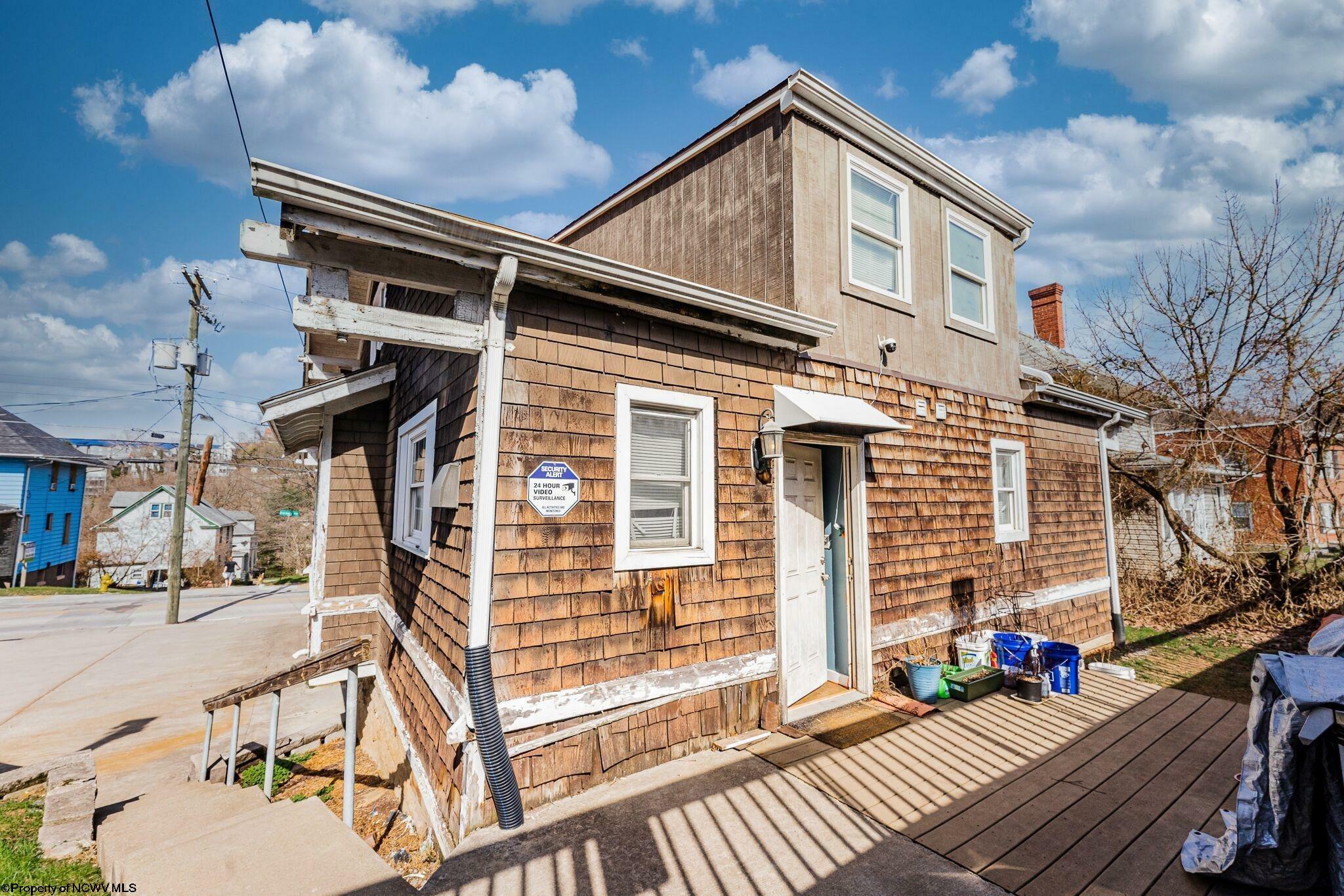 Property Photo: 460 Brockway Avenue WV 26501