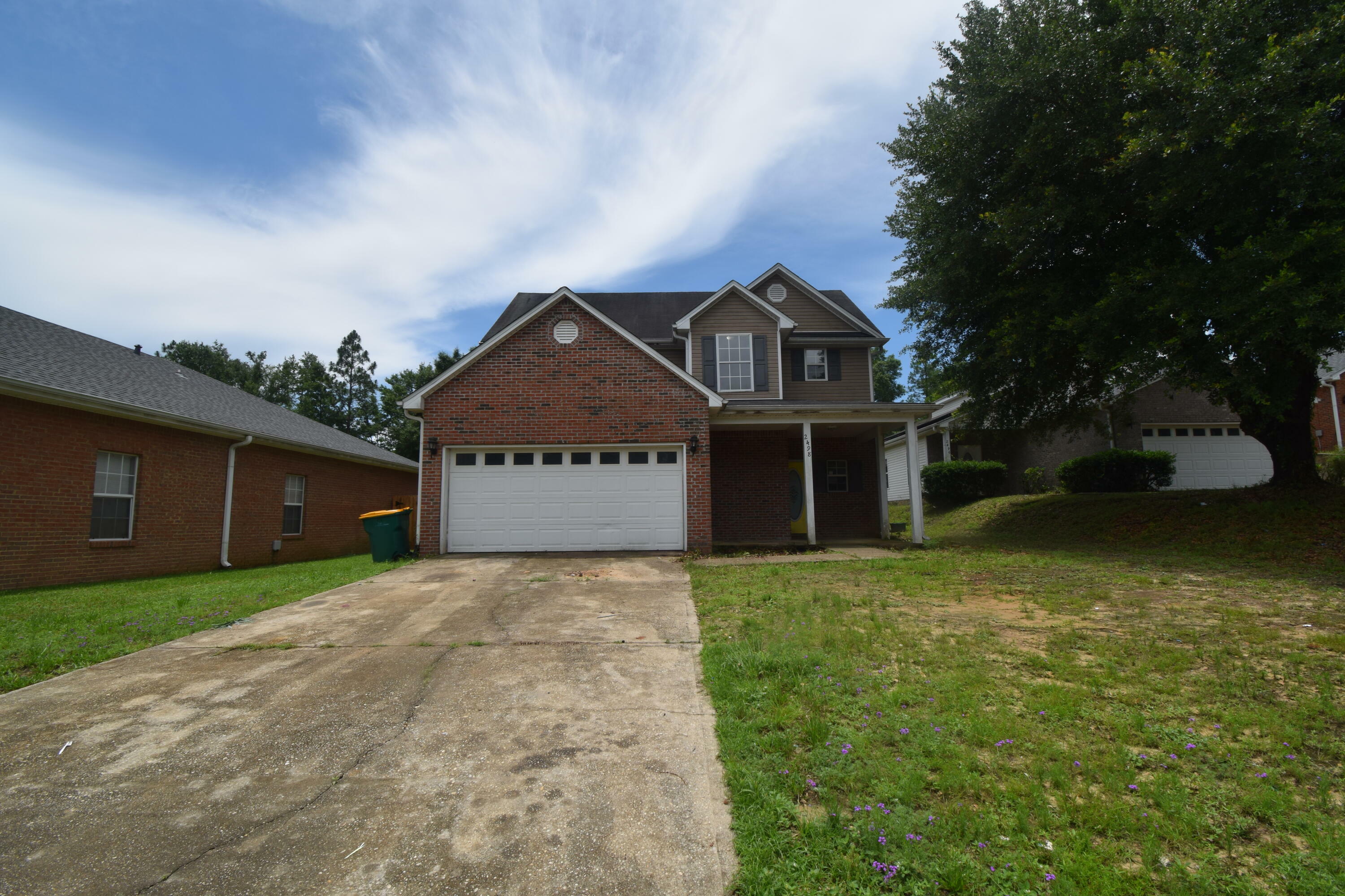 Property Photo: 2498 S Lakeview Drive FL 32536