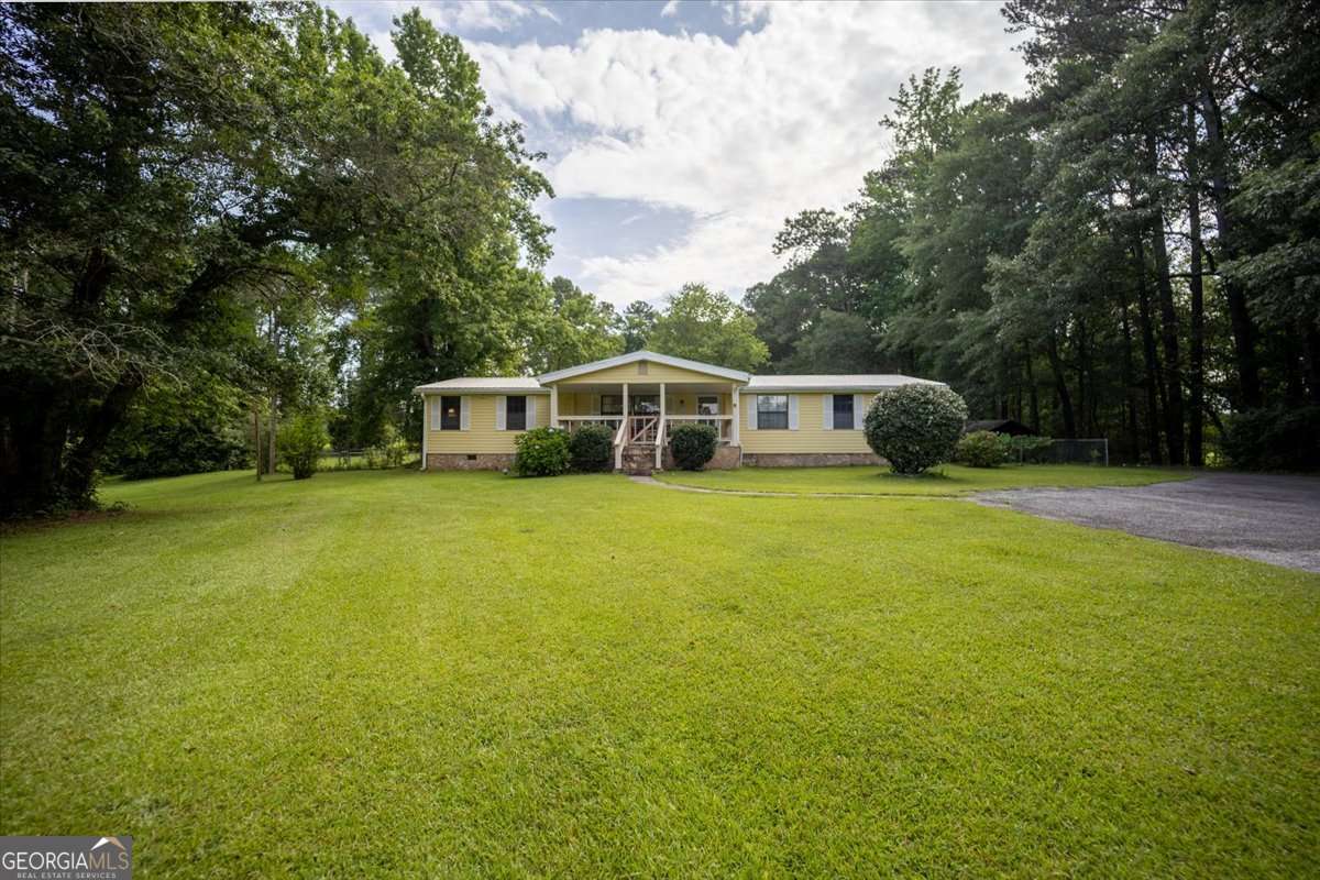 Property Photo:  1205 Humphries Road NW  GA 30012 