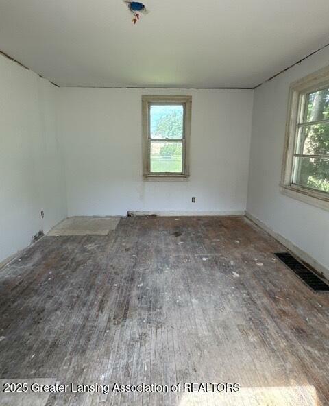 Property Photo:  642 Samantha Avenue  MI 48910 