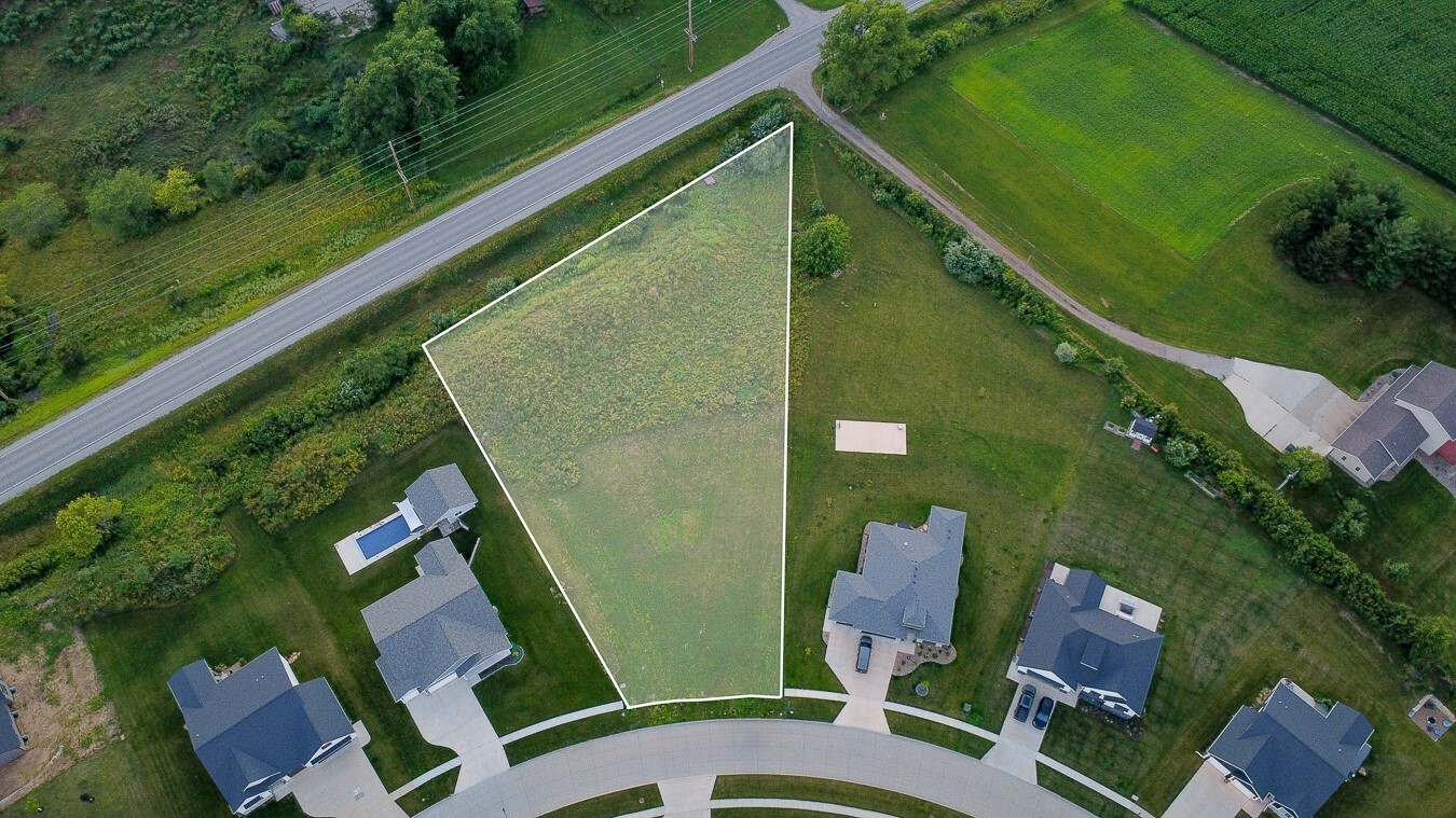 3010 Bos Ridge Road  Pella IA 50219 photo