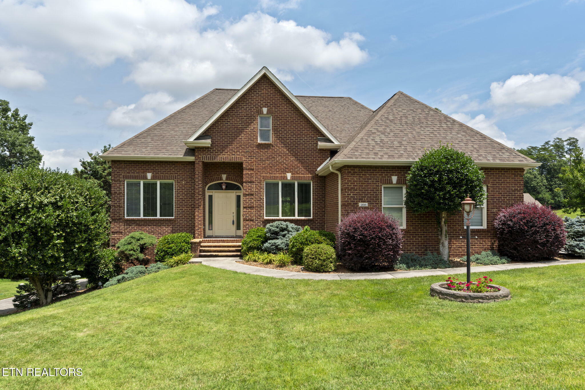Property Photo:  208 High Pointe Village Way  TN 37763 