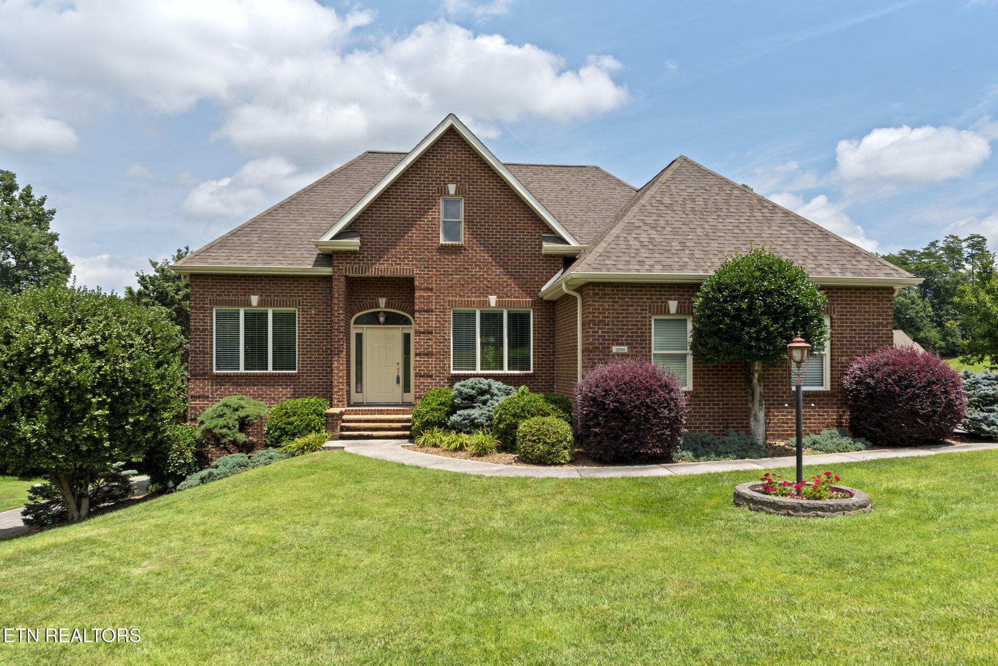 Property Photo:  208 High Pointe Village Way  TN 37763 