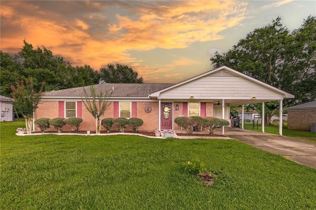 Property Photo:  5020 Holley Street  AL 36551 