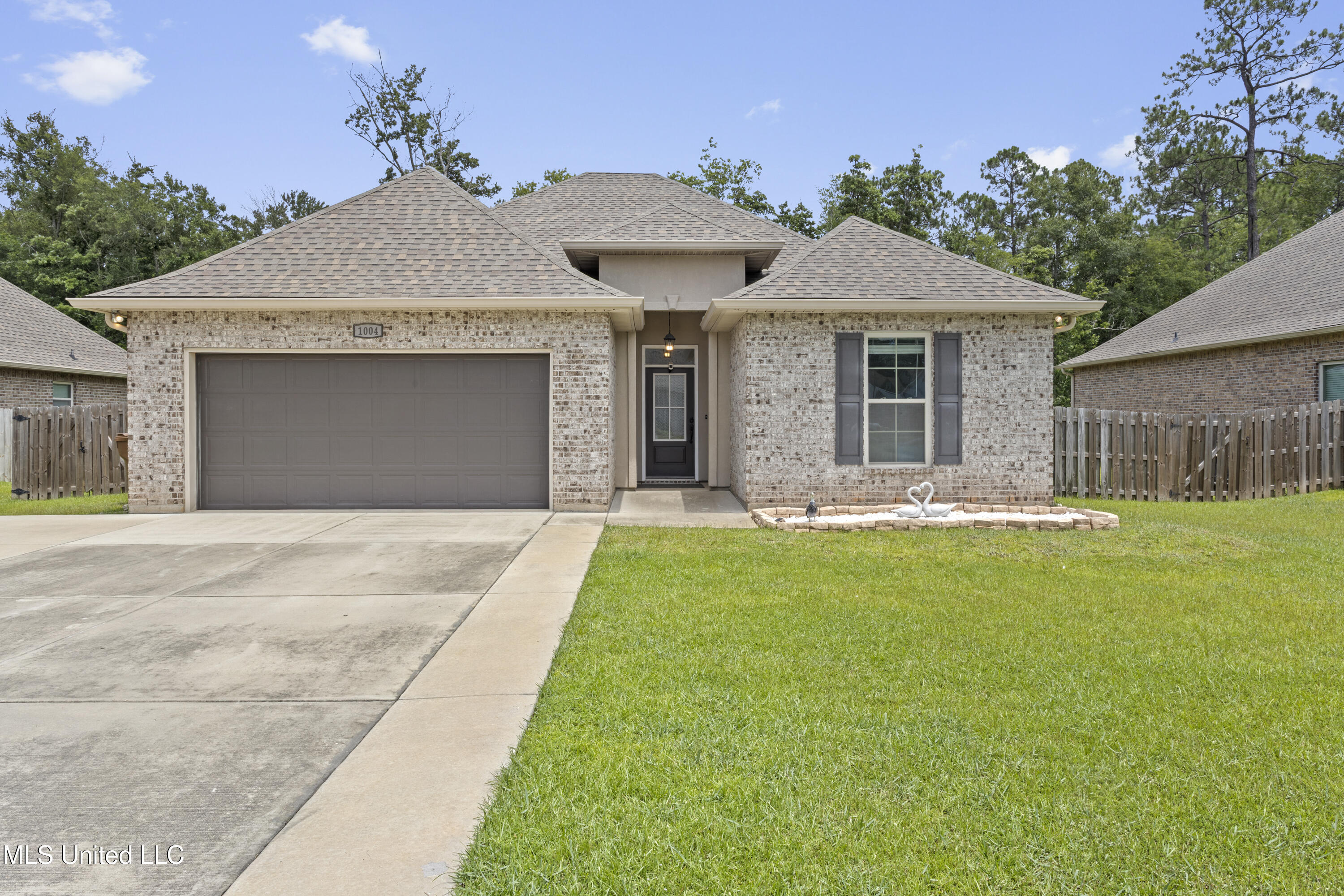 Property Photo: 1004 Castine Pointe Boulevard MS 39560