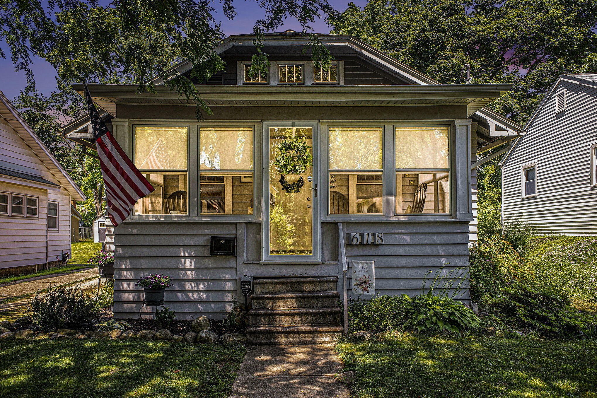 Property Photo: 618 Madison Street MI 49202