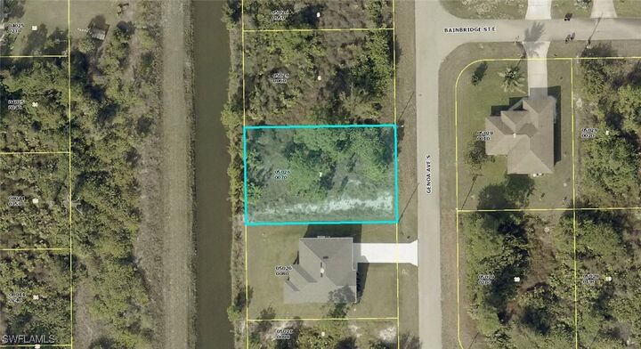 Property Photo:  538 Genoa Avenue S  FL 33974 