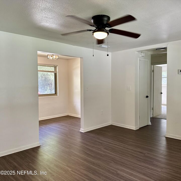 Property Photo: 1819 Clyde Street FL 32208