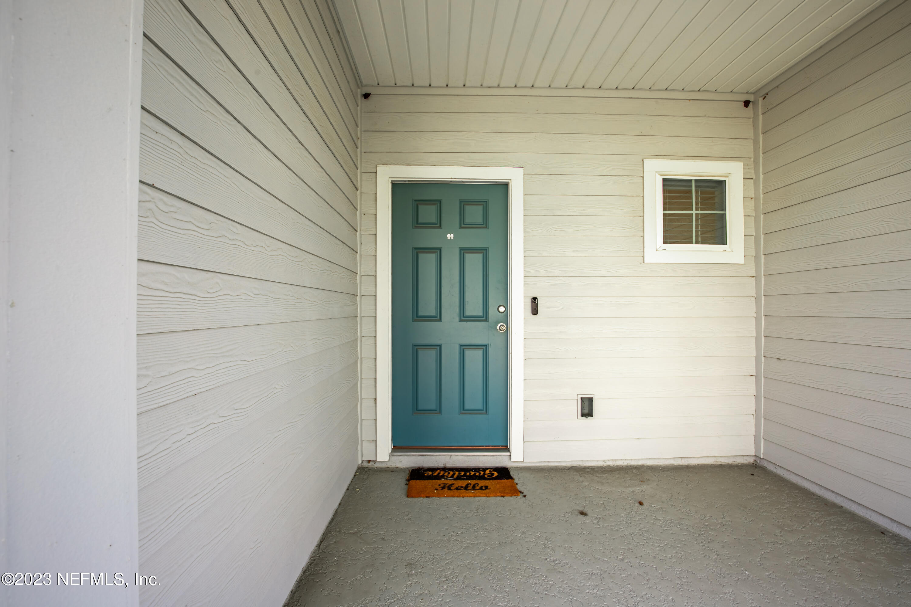Property Photo: 10377 Benson Lake Drive FL 32222