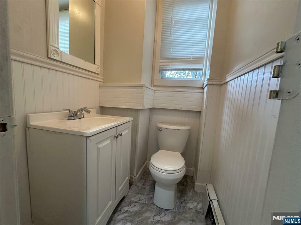 Property Photo:  54 Stuyvesant Avenue 1st Floor  NJ 07071 