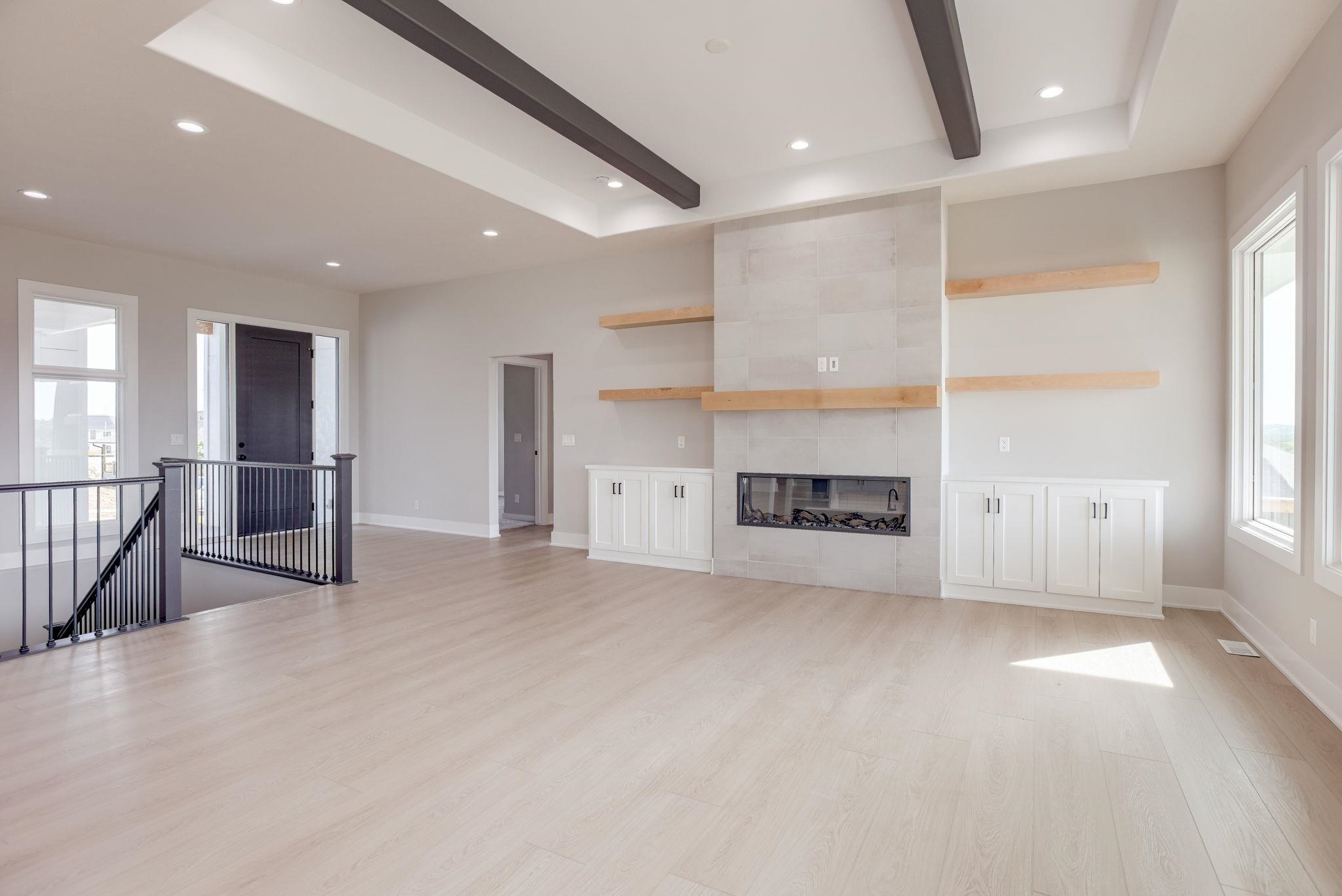Property Photo:  5807 N 197th Street  NE 68022 