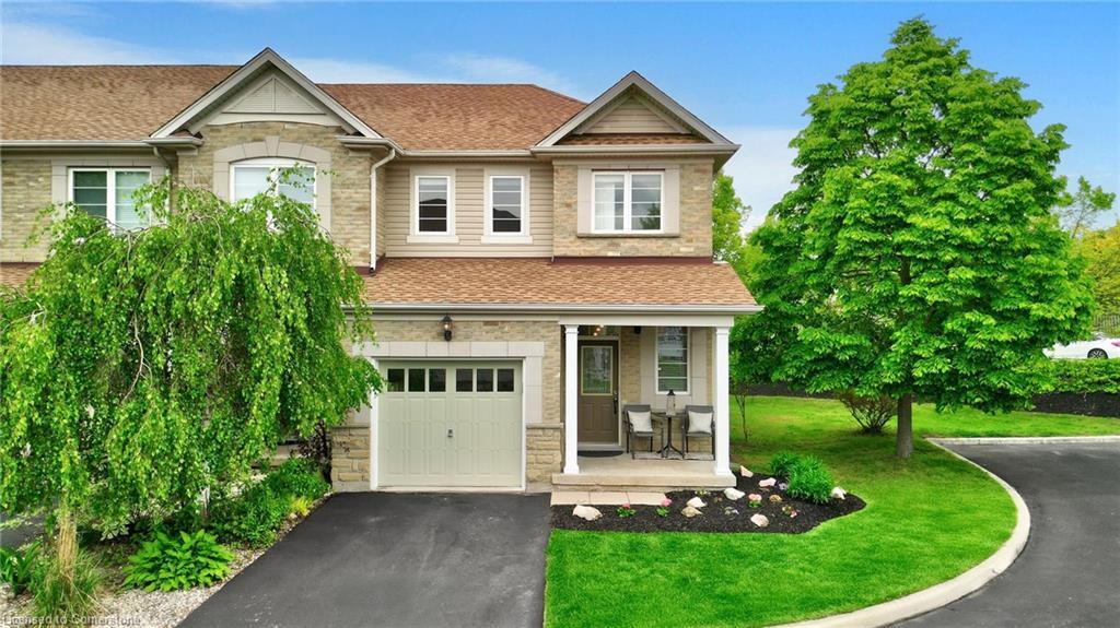 Property Photo: 28 Doon Mills Drive 17 ON N2P 2W9