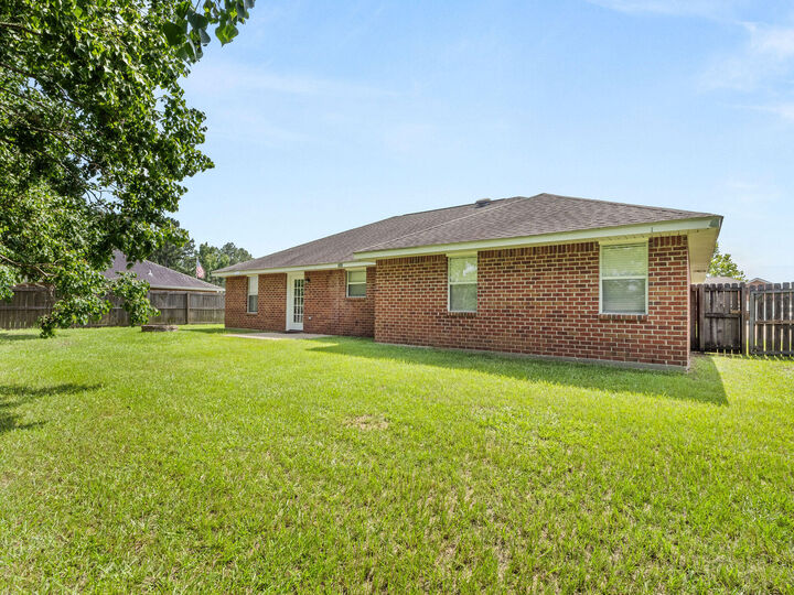 1706 Maplewood St  Deridder LA 70634 photo
