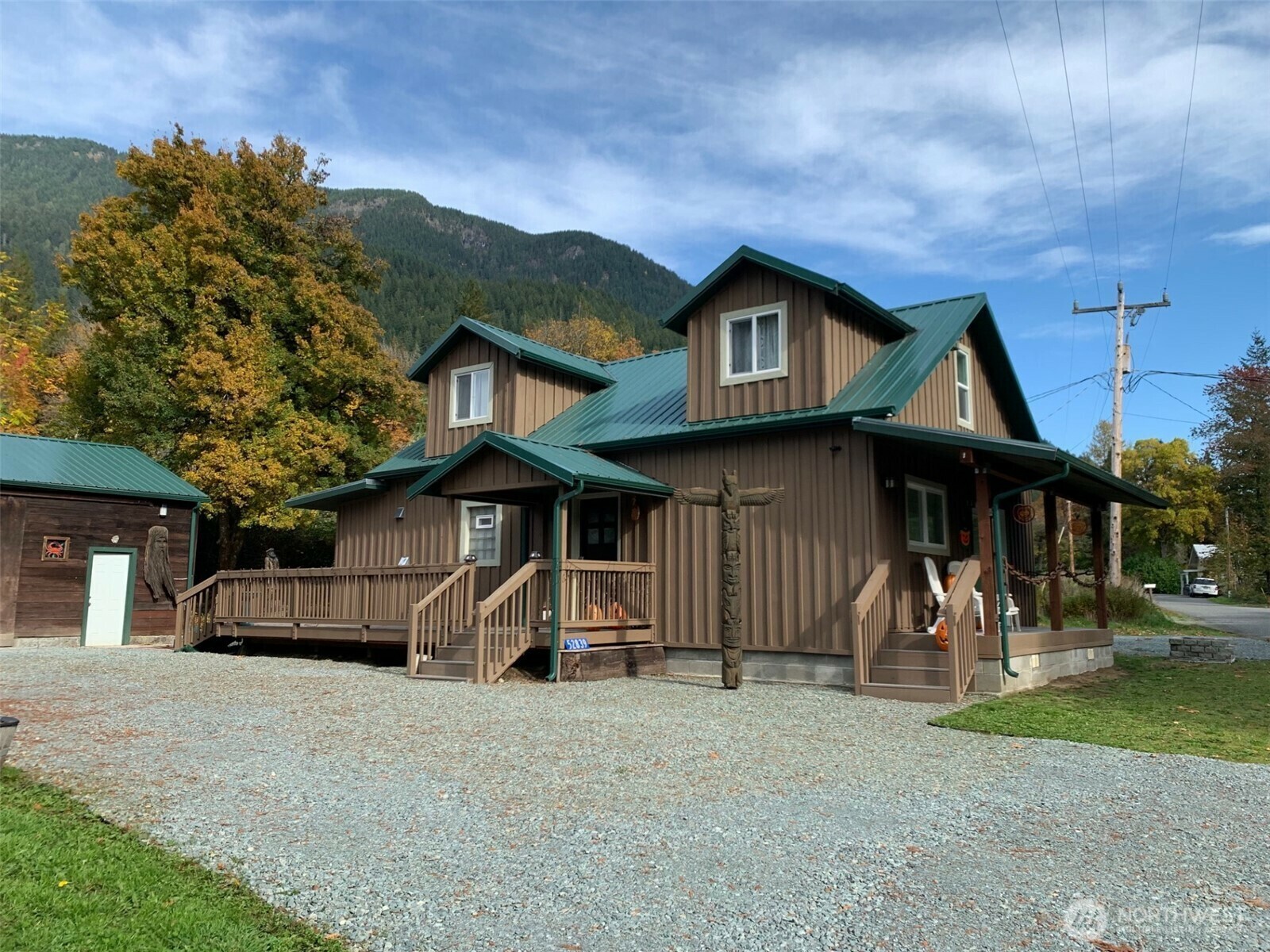 Property Photo: 52839 Railroad Avenue WA 98283