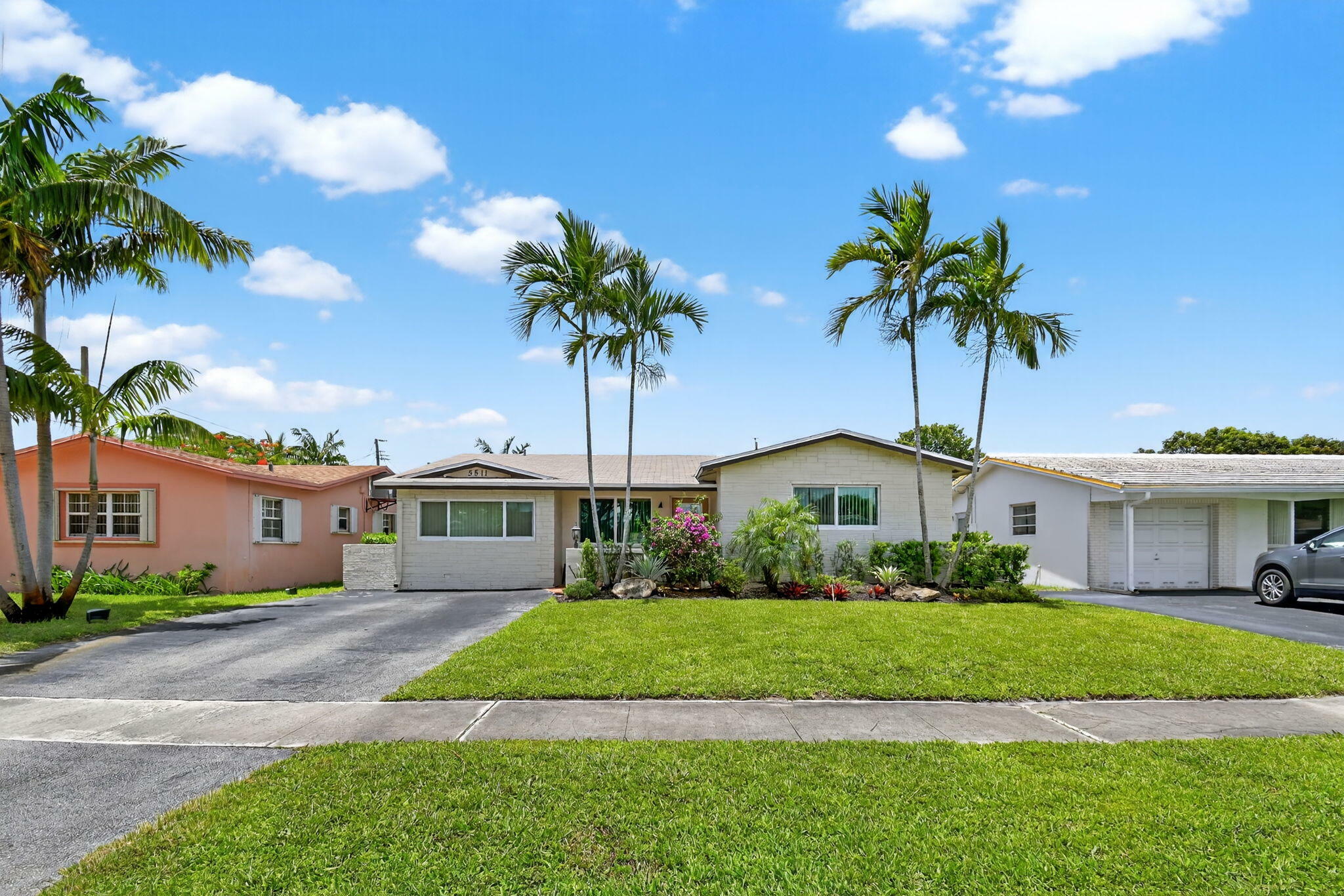 5511 Van Buren Street  Hollywood FL 33021 photo