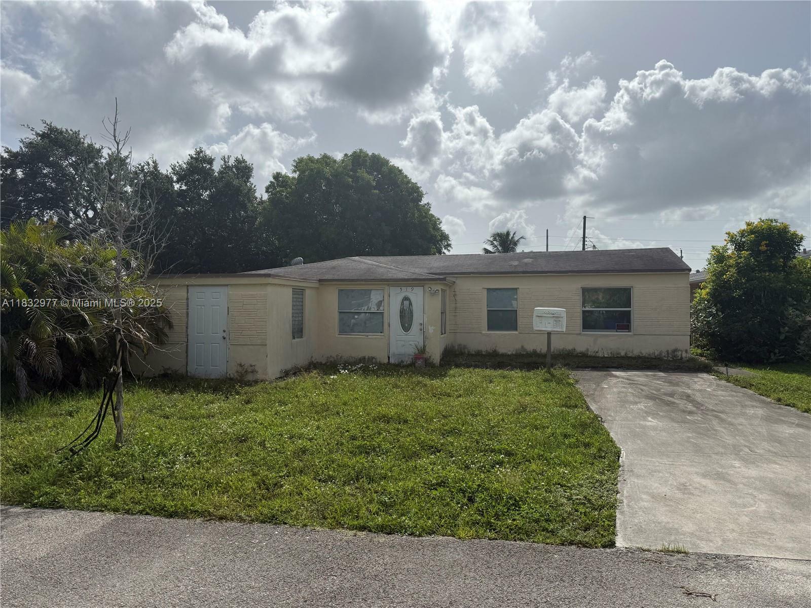 519 N 60th Way  Hollywood FL 33024 photo