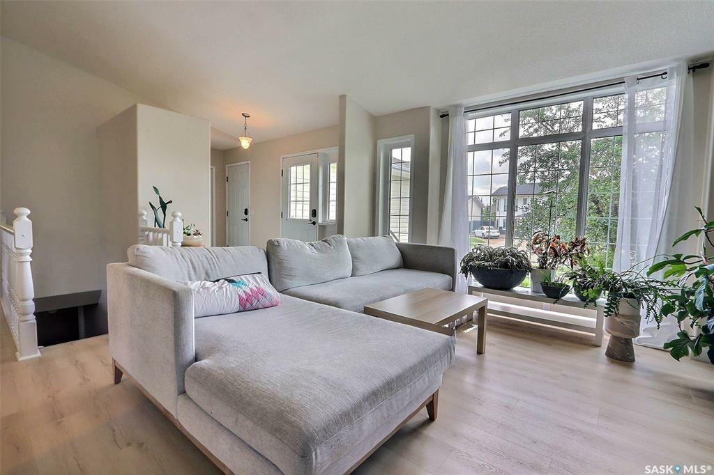 Property Photo:  15 Turner Place  SK S6X 1C4 