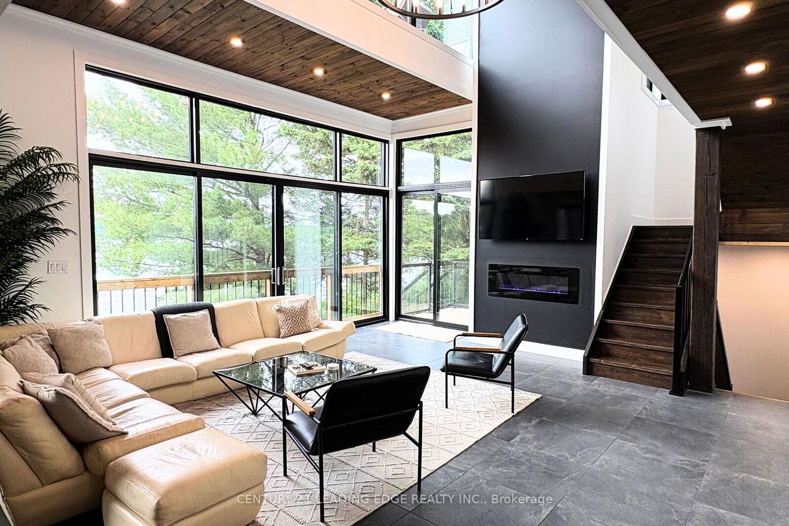 Property Photo: 34 Ottawa Avenue ON P0A 1X0