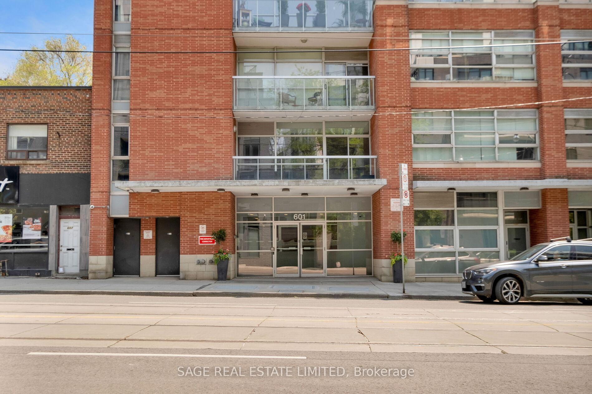 Property Photo:  601 Kingston Road 512  ON M4E 3Y2 