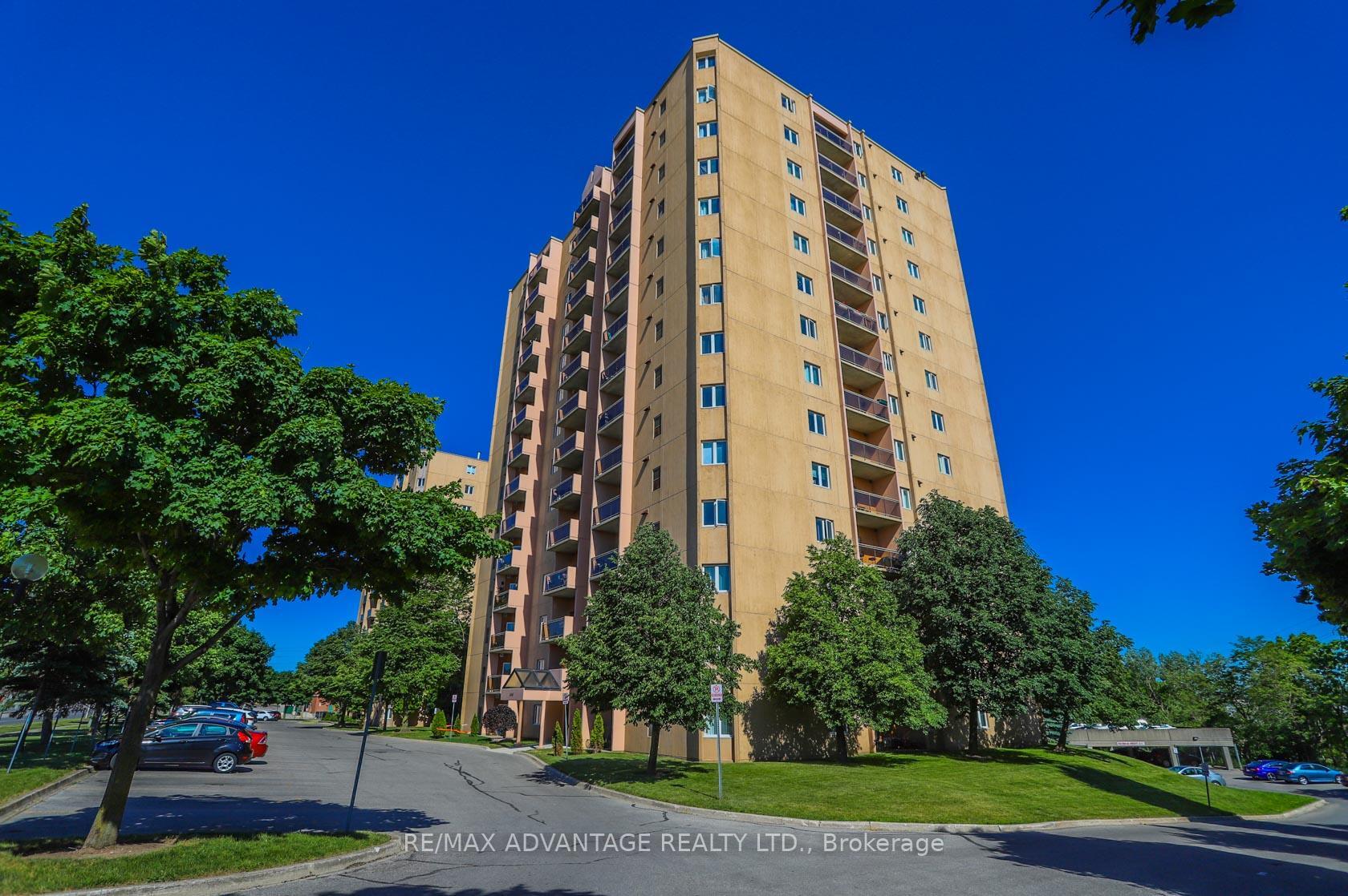Property Photo: 860 Commissioners Road E 507 ON N6C 5Y8