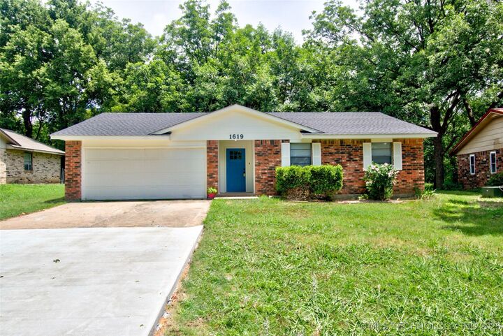 1619 Quail Run  Muskogee OK 74403 photo