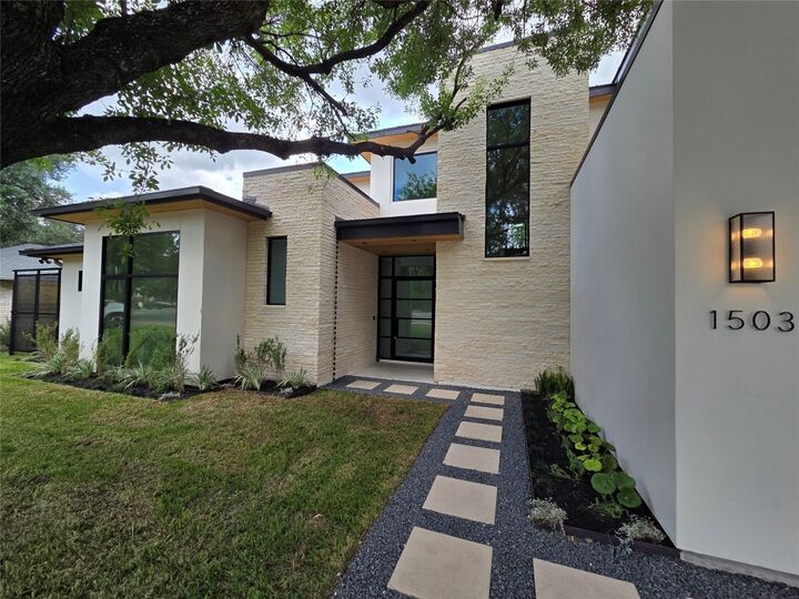 1503 Barn Swallow Drive  Austin TX 78746 photo
