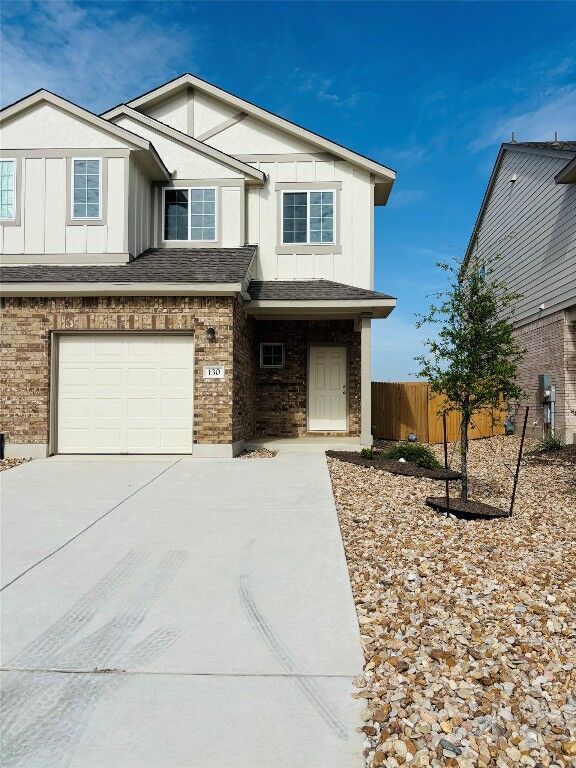 Property Photo:  130 Yearling Way  TX 78626 