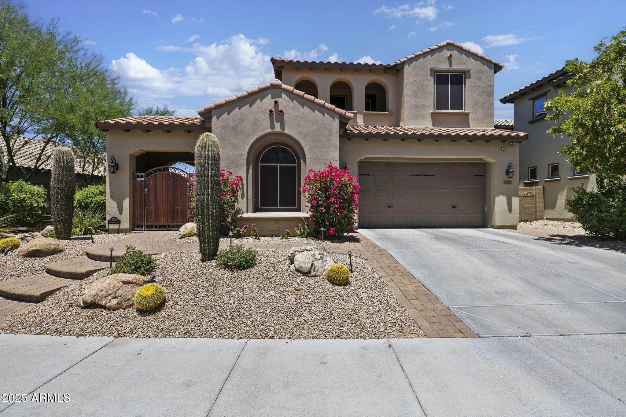 Property Photo: 3770 E Ringtail Way AZ 85050