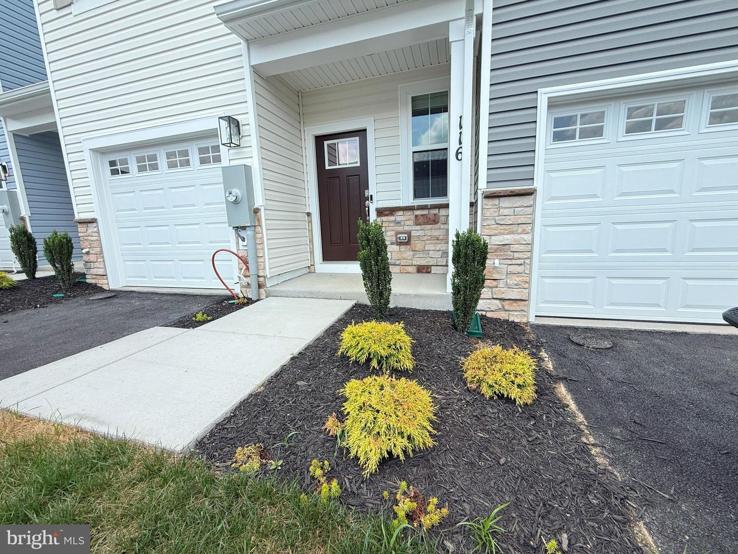 Property Photo: 116 Nootka Way VA 22602