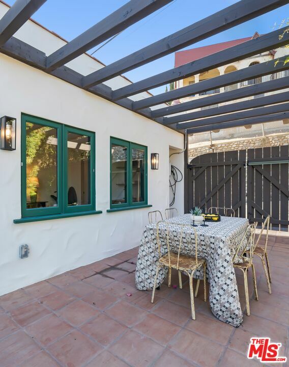 Property Photo: 6132 Mount Angelus Dr CA 90042