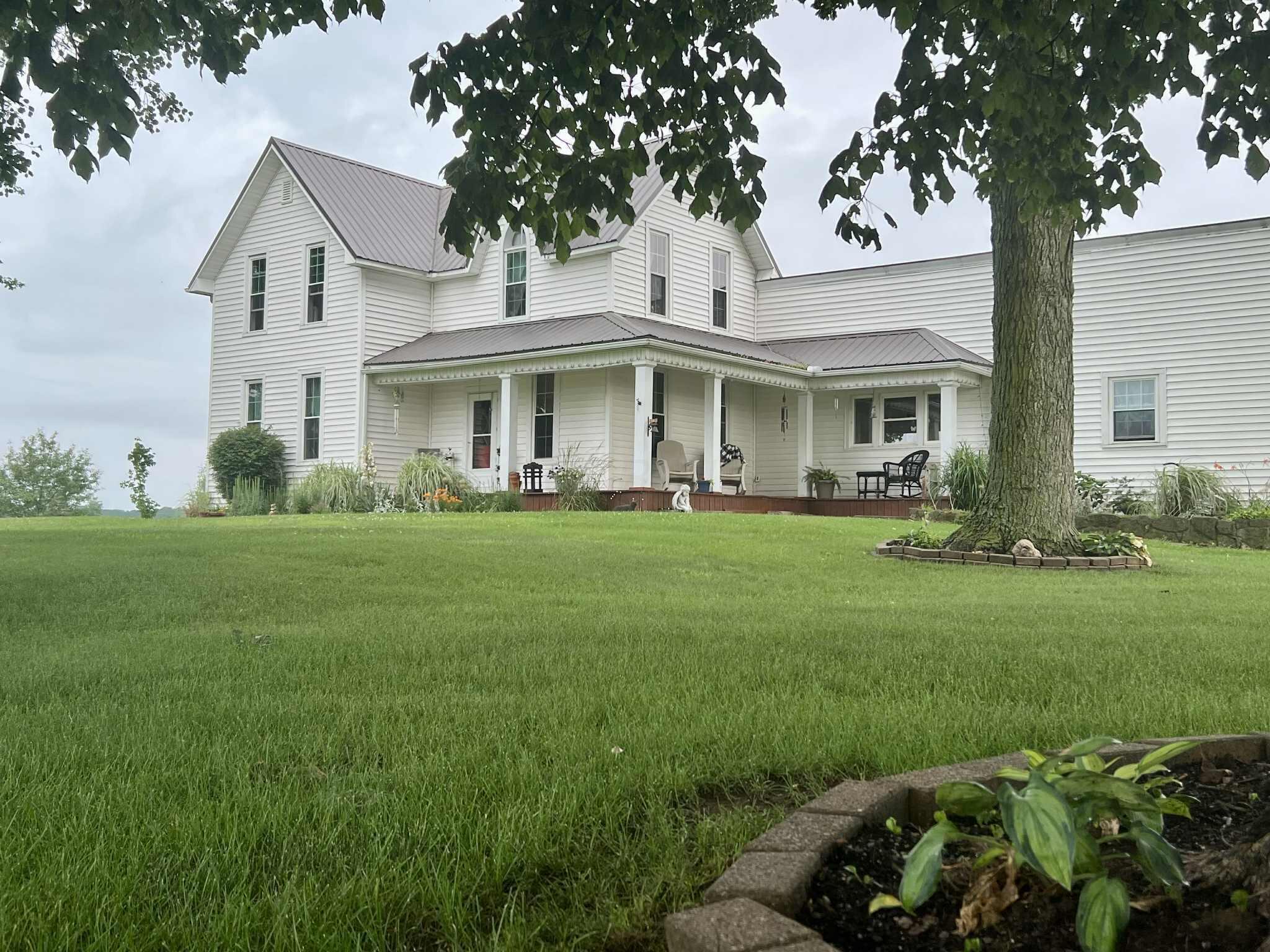 Property Photo:  8672 Larue Green Camp E Road  OH 43332 