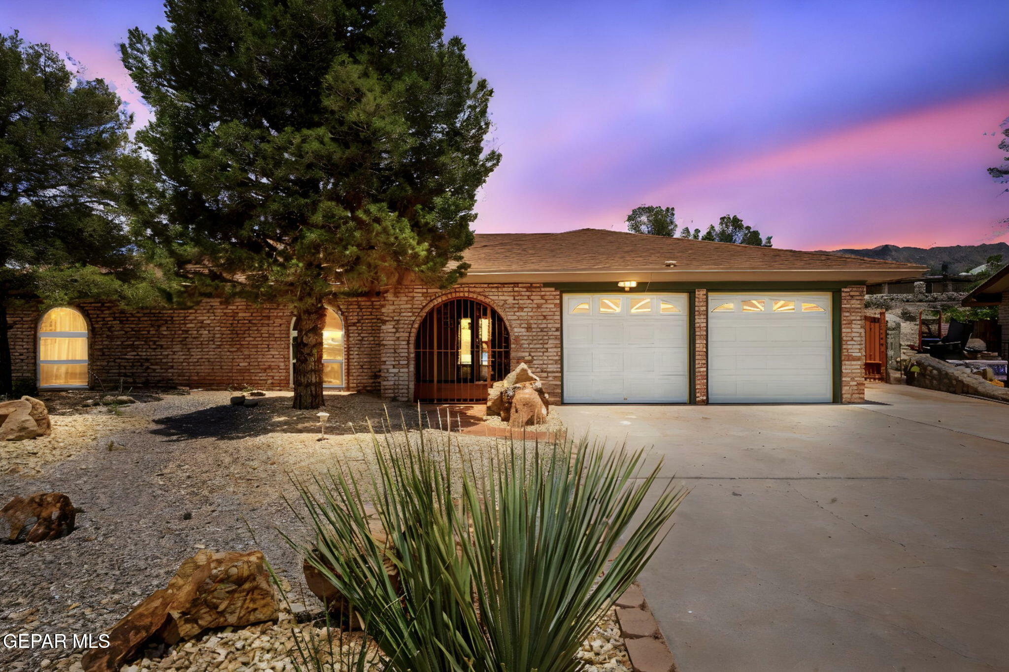 408 Los Seris Place  El Paso TX 79912 photo