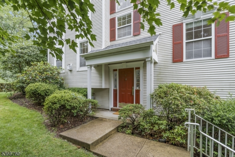 Property Photo: 81 Constitution Way Ondo NJ 07920