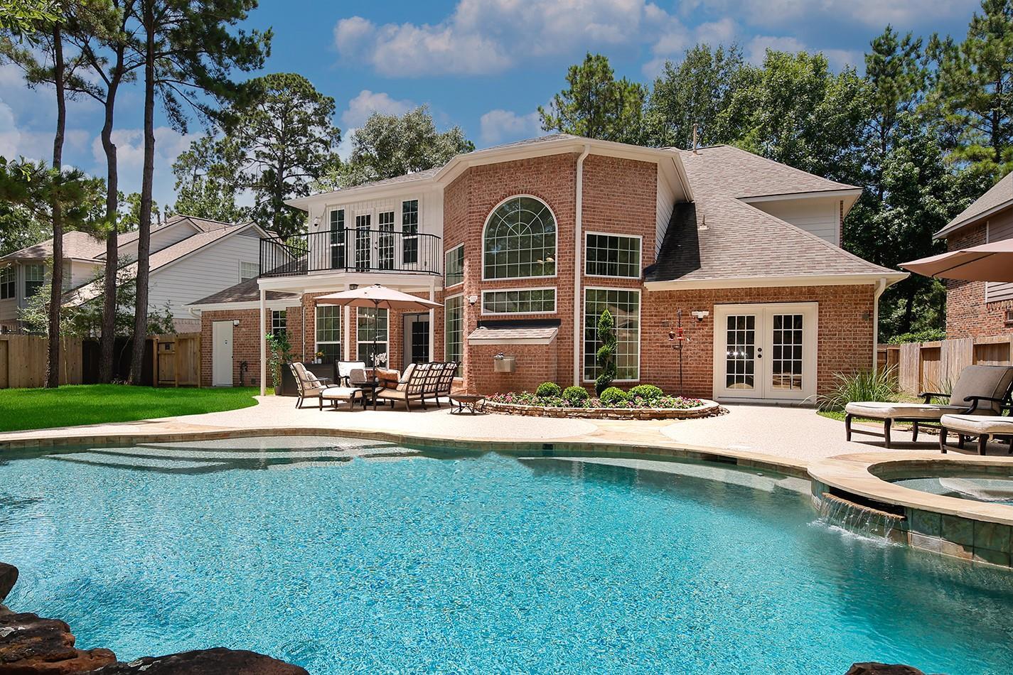 Property Photo: 154 Slatestone TX 77382