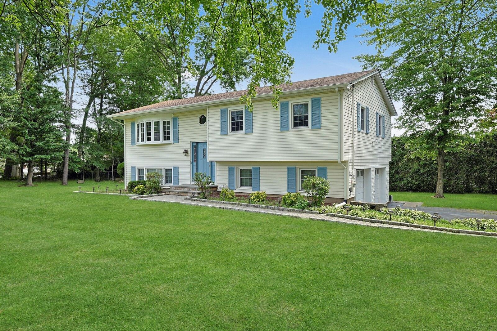 Property Photo:  12 N Fairview Avenue  NY 10954 