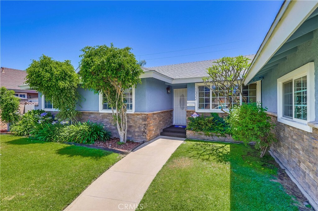Property Photo:  1332 Carew Street  CA 91773 