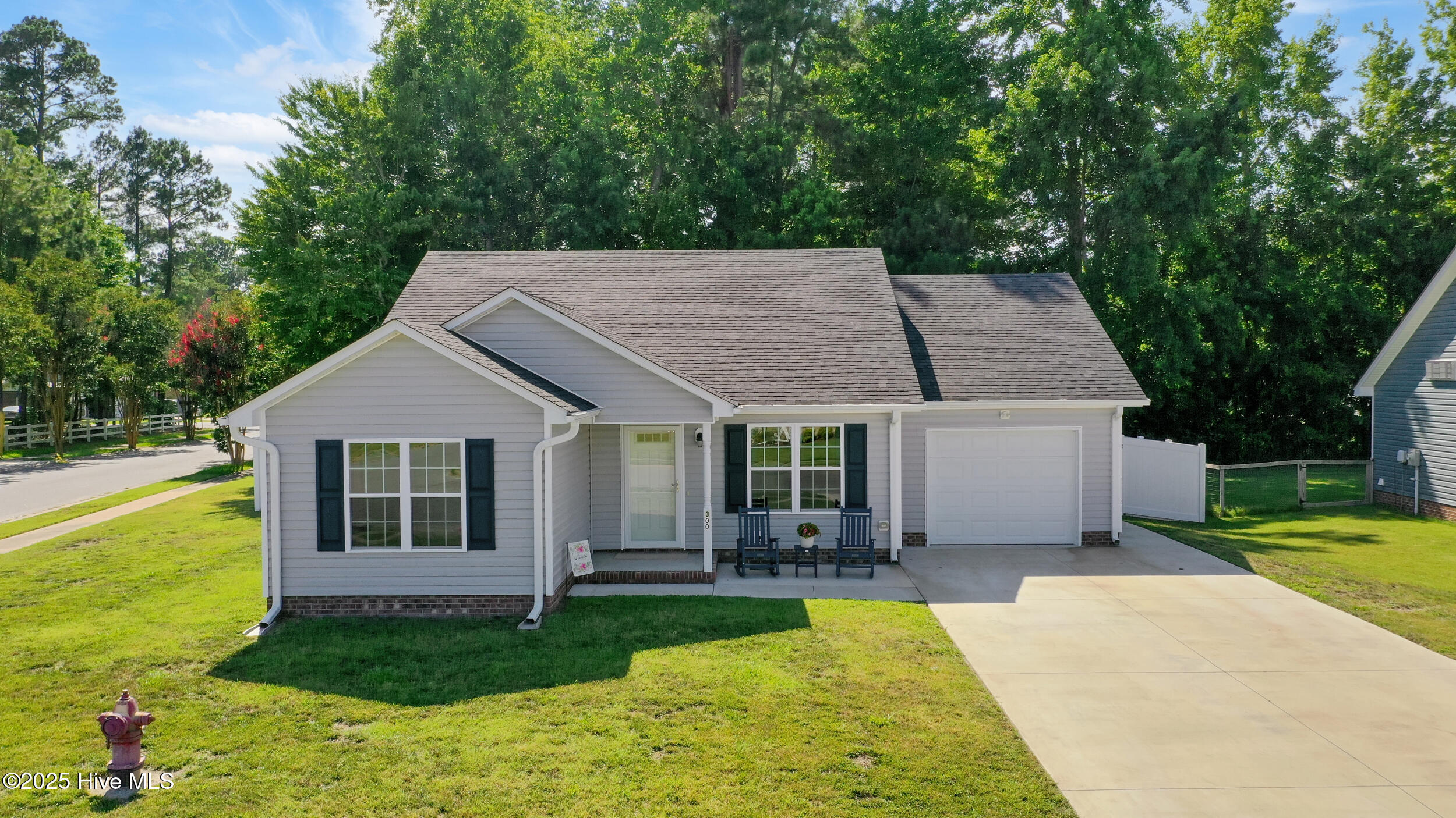 Property Photo: 300 Nugget Trail NC 27909