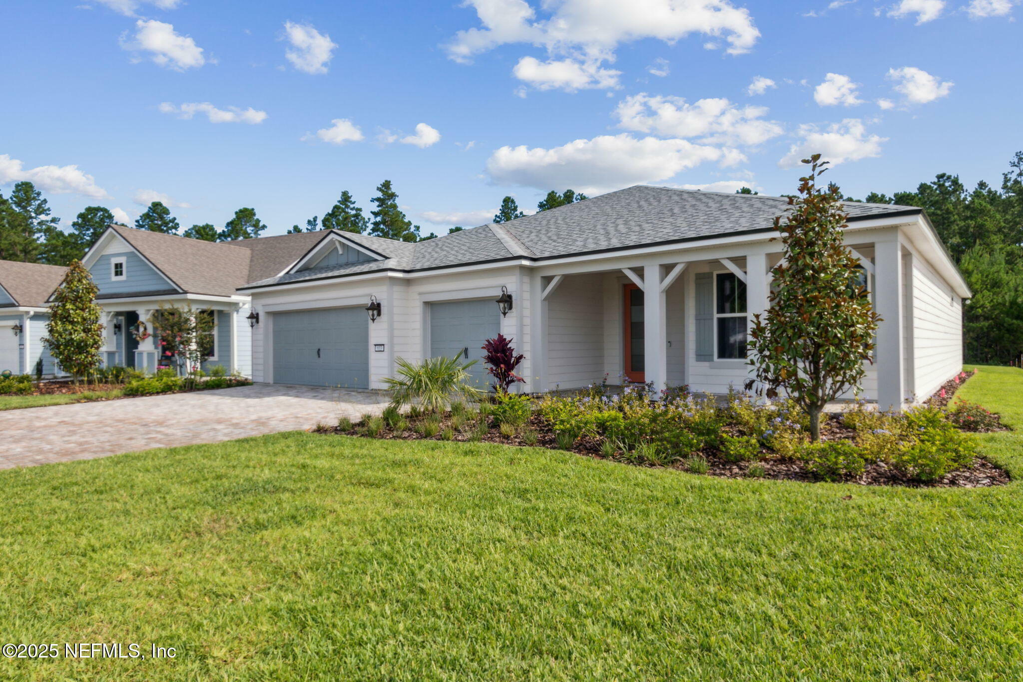 Property Photo: 613 Witty Banter Court FL 32097