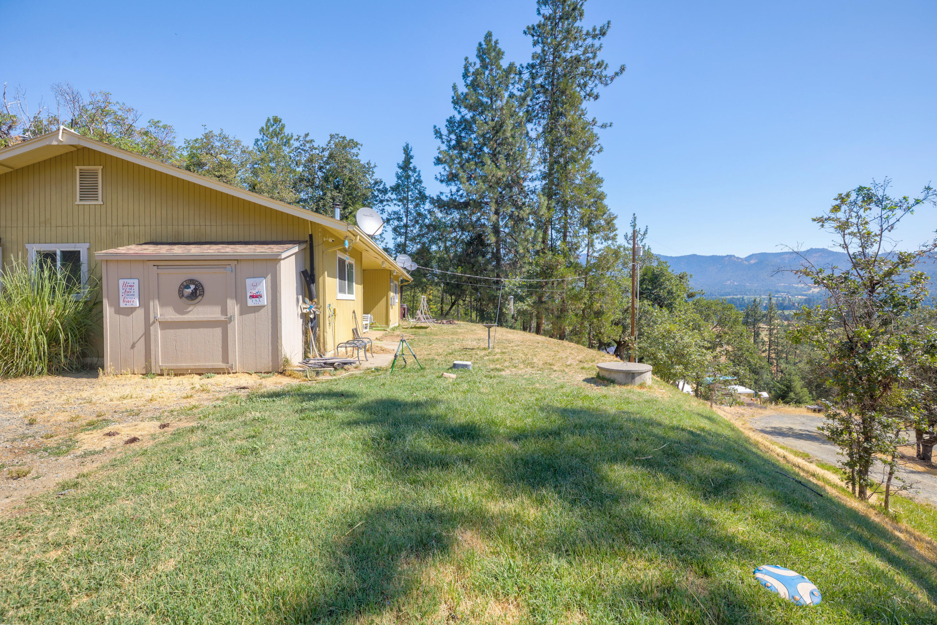 12748 Water Gap Road  Williams OR 97544 photo