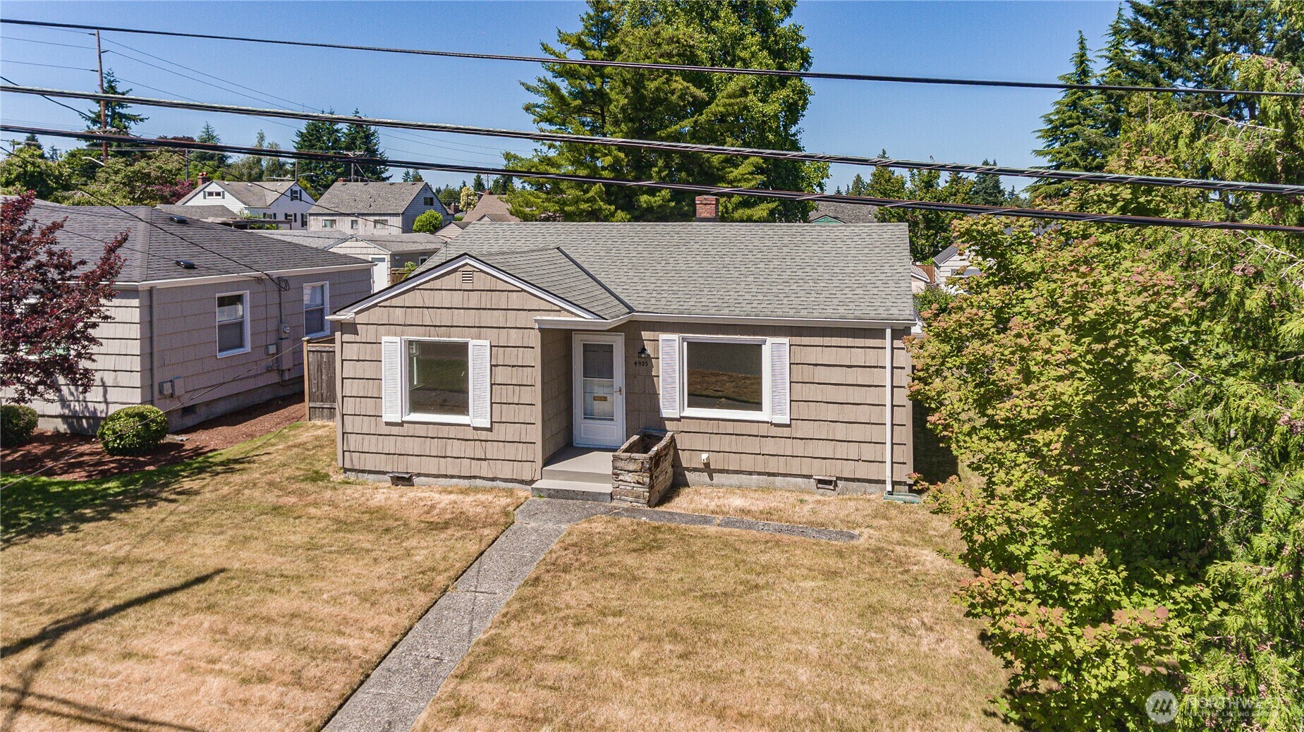Property Photo: 4905 N 25th St WA 98406