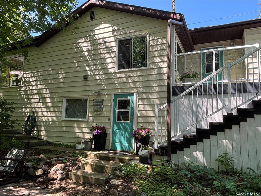 Property Photo: 232 Green Avenue SK S0G 4C0