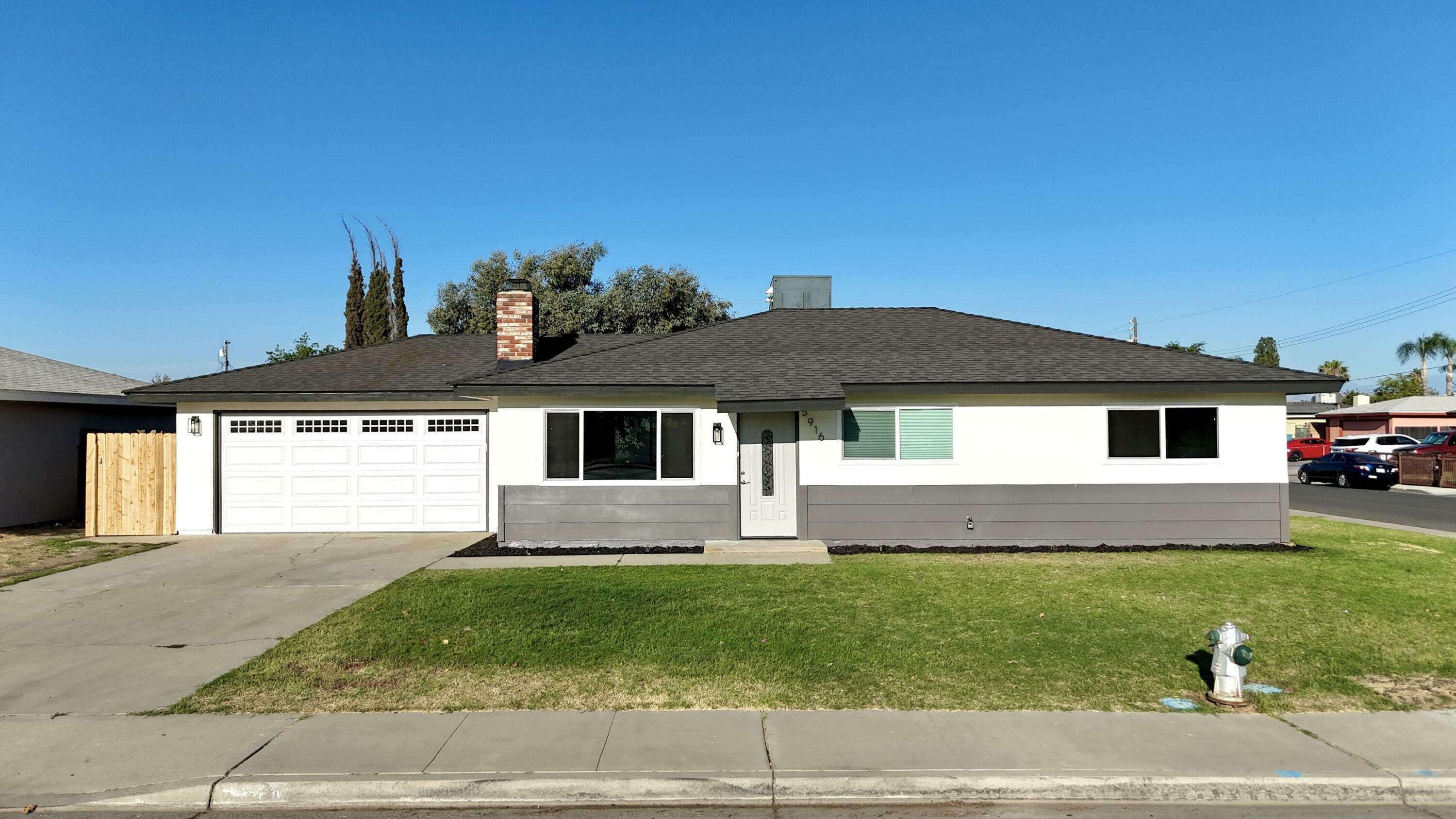 5916 Marbella Street  Bakersfield CA 93313 photo