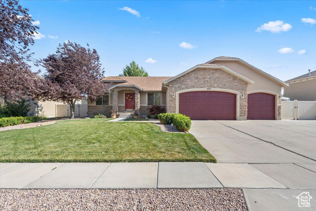 Property Photo:  1827 E 1530 S  UT 84660 