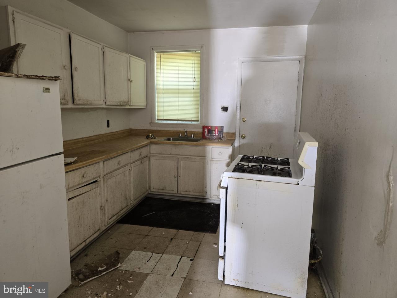Property Photo: 3119 Oakford Avenue MD 21215
