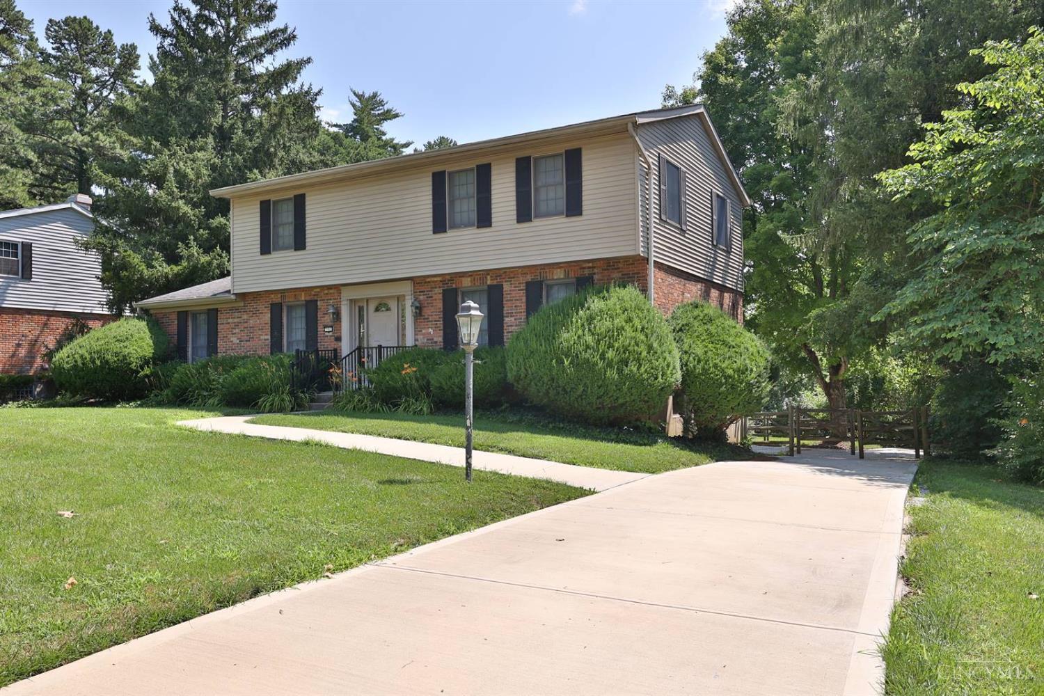 Property Photo: 798 Carini Lane OH 45218