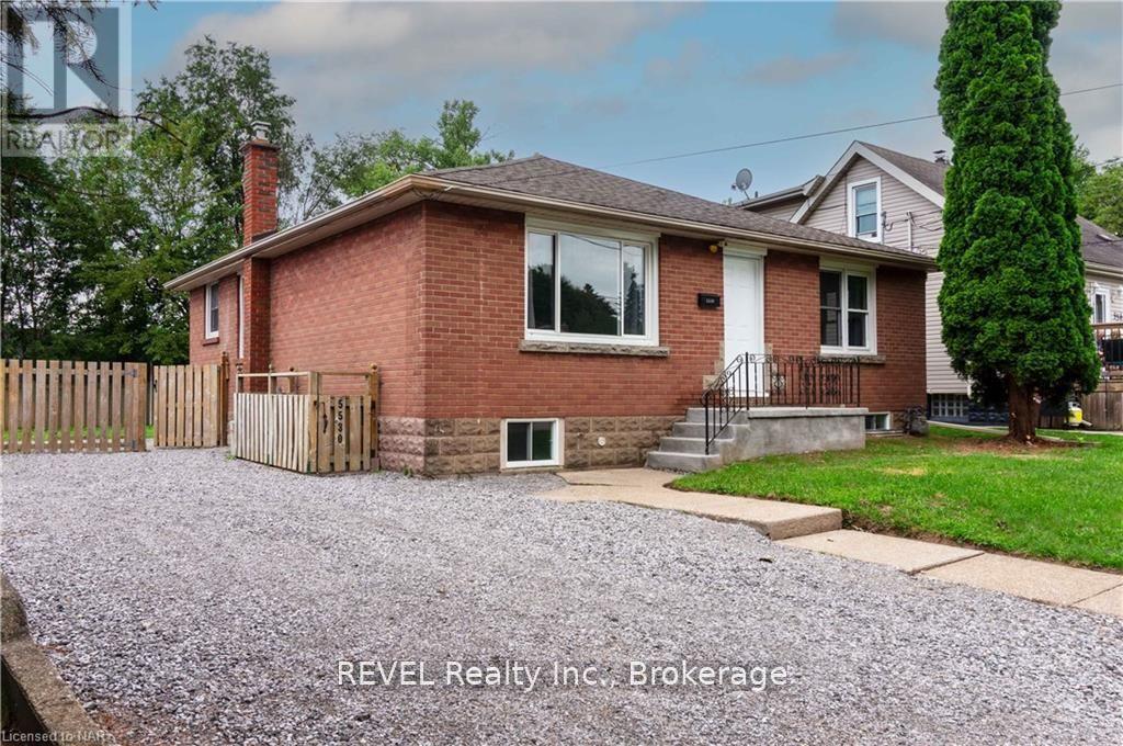 Property Photo: 5530 Arthur Street ON L2E 3C1